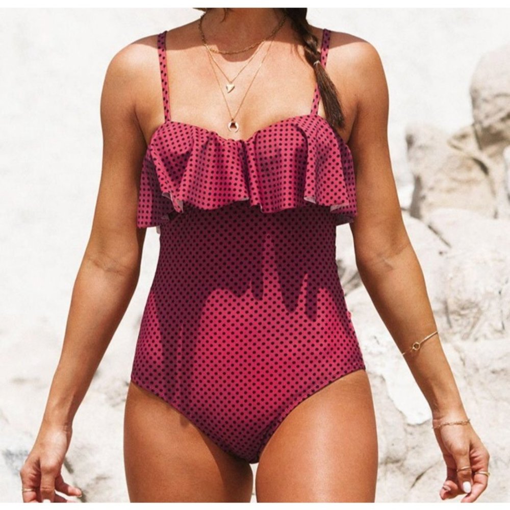 Cupshe Red black polka dots ruffle top One Piece Swimsuit NWT Size Medium